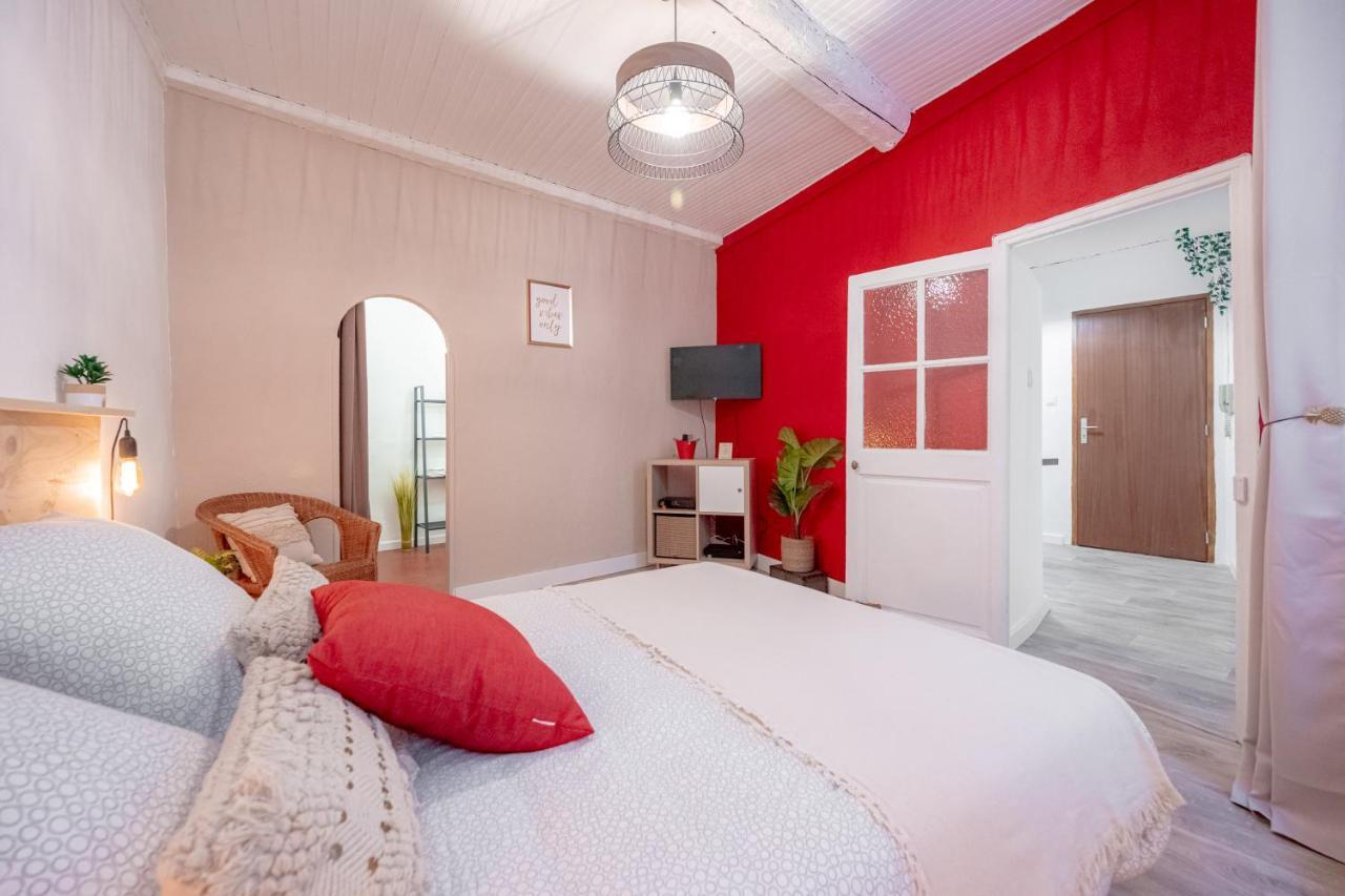 **appartement Proche Gare Et Marche De Toulon** Appartamento *